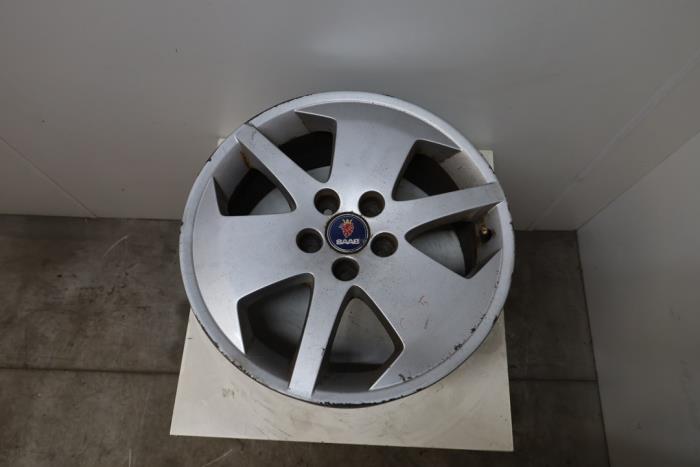 Używane Obrecz Saab 9-5 Estate (YS3E) 2.3t 16V Cena € 75,00 Procedura marży oferowane przez Auto Demontage Elferink B.V.