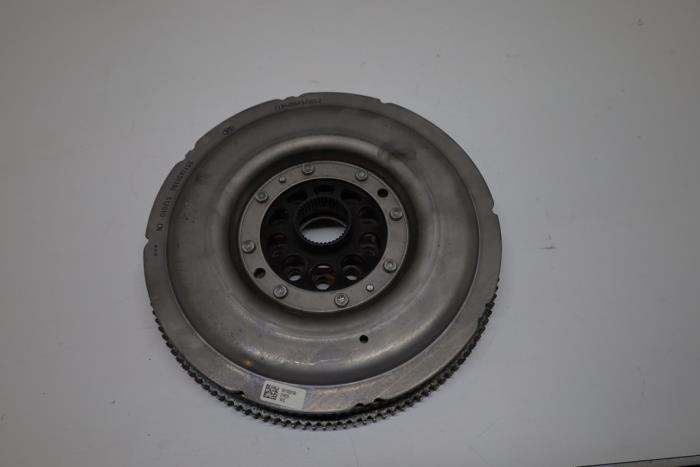 Usagé Volant moteur Lynk &amp; Co 01 1.5 PHEV Prix € 250,00 Règlement à la marge proposé par Auto Demontage Elferink B.V.