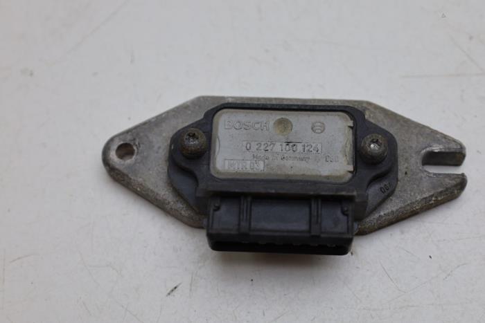 Usados Módulo de encendido Saab 900 I Combi Coupé 2.0 i 16V Precio € 50,00 Norma de margen ofrecido por Auto Demontage Elferink B.V.