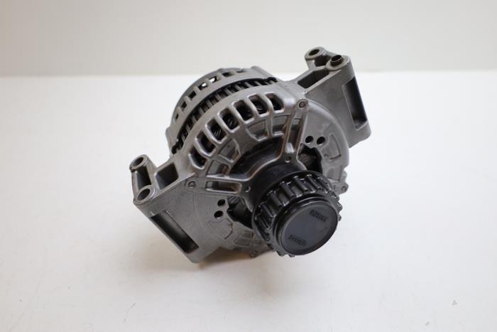 Begagnade Dynamo Volvo XC90 I 3.2 24V Pris € 100,00 Marginaltabell erbjuds av Auto Demontage Elferink B.V.
