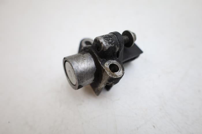 Gebrauchte Kurbelwelle Sensor Volvo XC90 I 3.2 24V Preis € 40,00 Margenregelung angeboten von Auto Demontage Elferink B.V.