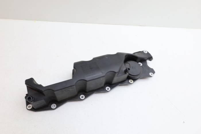 Usagé Ventilation carter Volvo XC90 I 3.2 24V Prix € 50,00 Règlement à la marge proposé par Auto Demontage Elferink B.V.