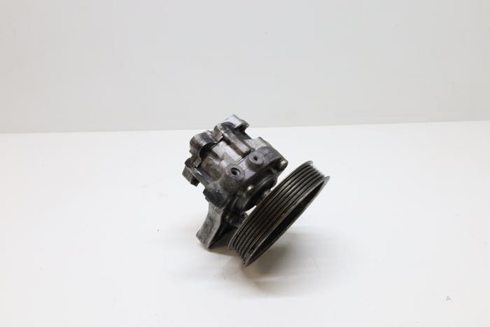 Gebrauchte Lenkkraftverstärker Pumpe Volvo XC90 I 3.2 24V Preis € 125,00 Margenregelung angeboten von Auto Demontage Elferink B.V.