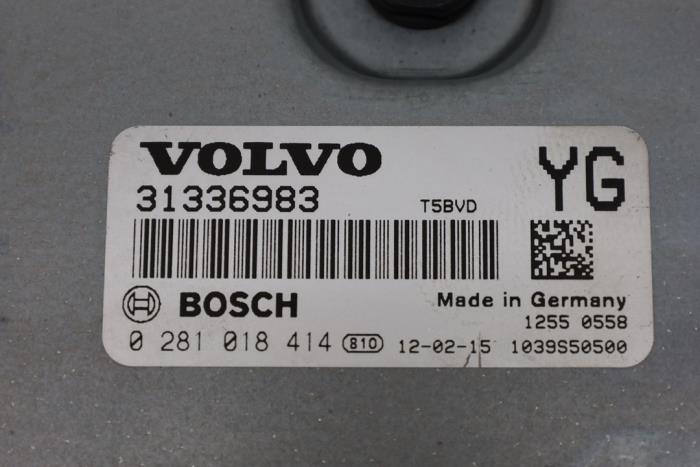 Injection computer from a Volvo V70 (BW) 2.0 D3 20V 2012