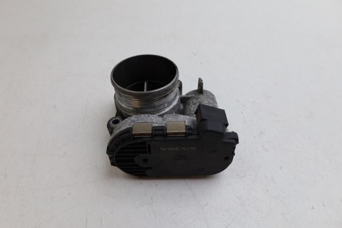Usagé Boitier papillon Volvo V70 (BW) 2.0 D3 20V Prix € 50,00 Règlement à la marge proposé par Auto Demontage Elferink B.V.