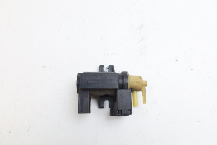 Usagé Régulateur pression turbo Volvo V70 (BW) 2.0 D3 20V Prix € 25,00 Règlement à la marge proposé par Auto Demontage Elferink B.V.