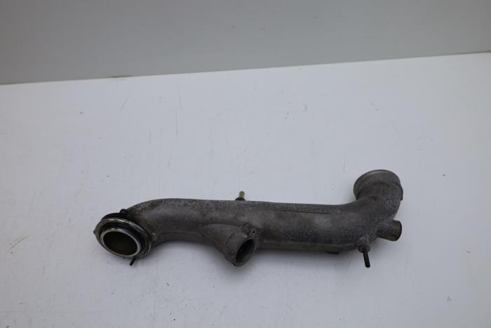 Gebrauchte Intercooler Rohr Saab 9-5 (YS3E) 2.0t 16V Preis € 75,00 Margenregelung angeboten von Auto Demontage Elferink B.V.