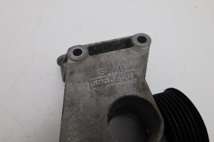 Dynamostütze oben van een Saab 9-5 (YS3E) 2.0t 16V 2007