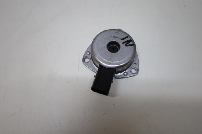 Begagnade Kamaxelsensor Mercedes C (W204) 1.8 C-200K 16V Pris € 50,00 Marginaltabell erbjuds av Auto Demontage Elferink B.V.