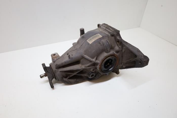 Gebrauchte Differential hinten Mercedes C (W204) 1.8 C-200K 16V Preis € 300,00 Margenregelung angeboten von Auto Demontage Elferink B.V.