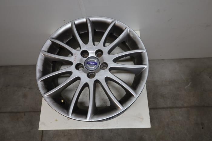 Używane Obrecz Volvo V50 (MW) 2.4i 20V Cena € 75,00 Procedura marży oferowane przez Auto Demontage Elferink B.V.