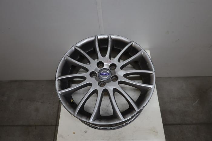 Używane Obrecz Volvo V50 (MW) 2.4i 20V Cena € 65,00 Procedura marży oferowane przez Auto Demontage Elferink B.V.