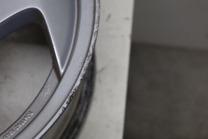 Używane Obrecz Saab 9-5 (YS3E) 2.3 Turbo 16V Cena € 60,00 Procedura marży oferowane przez Auto Demontage Elferink B.V.