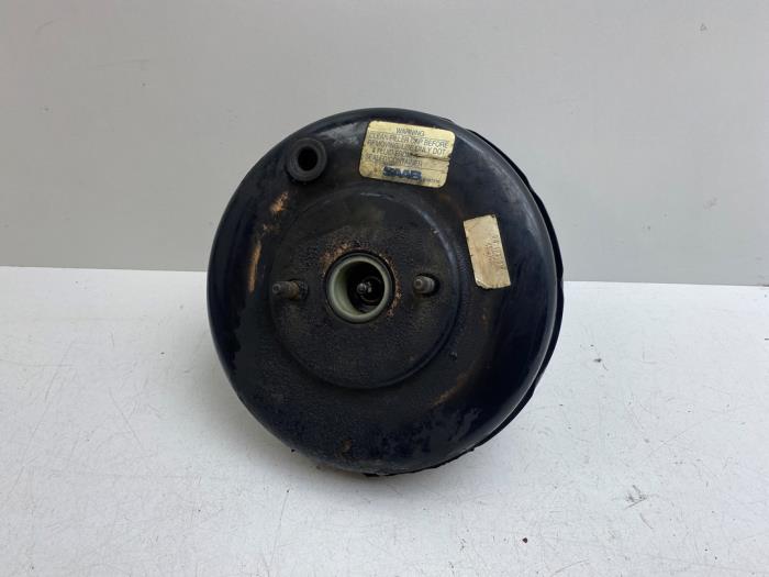 Usagé Servo frein Saab 900 I 2.0i Turbo 16V Prix € 75,00 Règlement à la marge proposé par Auto Demontage Elferink B.V.