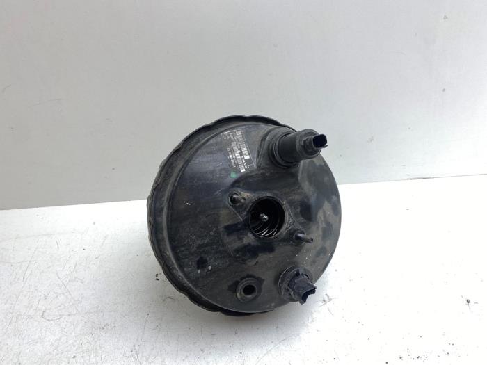 Usagé Servo frein Volvo XC90 I 3.2 24V Prix € 150,00 Règlement à la marge proposé par Auto Demontage Elferink B.V.