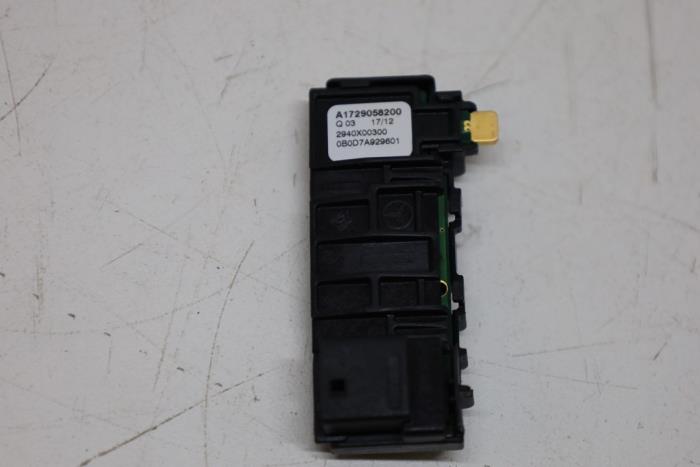 Begagnade Innetemperatursensor Mercedes C (W204) 1.8 C-200 CGI 16V Pris € 25,00 Marginaltabell erbjuds av Auto Demontage Elferink B.V.