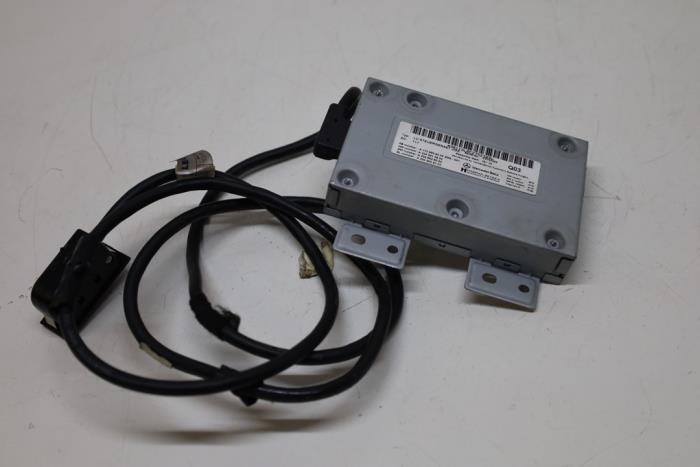 Gebrauchte Telefon Interface Mercedes C (W204) 1.8 C-200 CGI 16V Preis € 75,00 Margenregelung angeboten von Auto Demontage Elferink B.V.