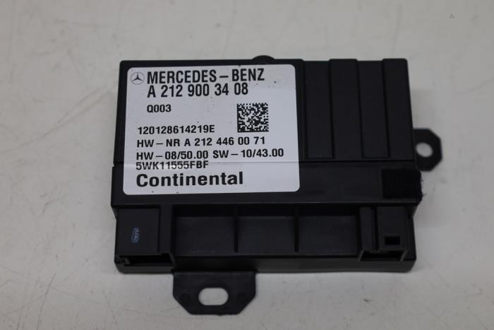 Używane Modul paliwowy ADM Mercedes C (W204) 1.8 C-200 CGI 16V Cena € 45,00 Procedura marży oferowane przez Auto Demontage Elferink B.V.