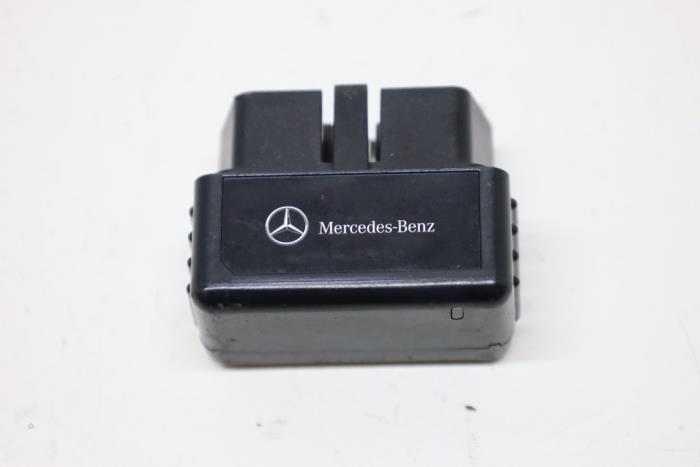 Używane Modul Bluetooth Mercedes C (W204) 1.8 C-200 CGI 16V Cena € 25,00 Procedura marży oferowane przez Auto Demontage Elferink B.V.