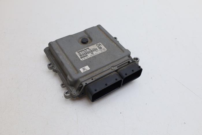 Used Injection computer Volvo V70 (SW) 2.4 D5 20V Price € 150,00 Margin scheme offered by Auto Demontage Elferink B.V.