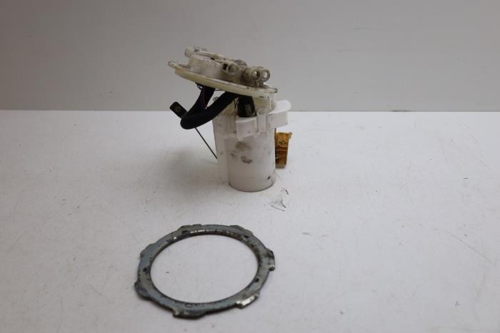 Usagé Pompe d'injection Saab 9-3 II Sport Sedan (YS3F) 1.8t 16V Prix € 75,00 Règlement à la marge proposé par Auto Demontage Elferink B.V.