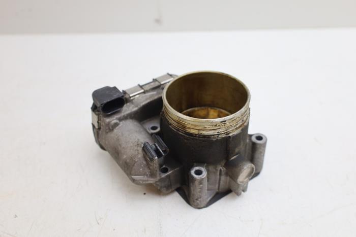 Usagé Boitier papillon Volvo XC90 I 2.5 T 20V Prix € 75,00 Règlement à la marge proposé par Auto Demontage Elferink B.V.