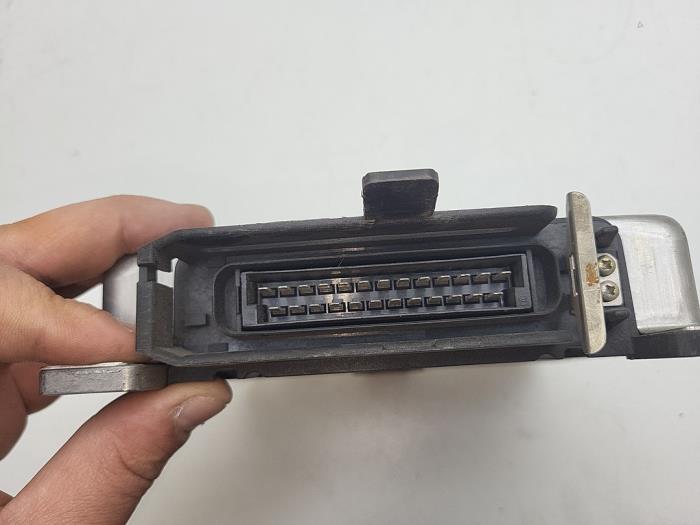 Injection computer from a Saab 900 I Combi Coupé 2.0 i 16V 1990
