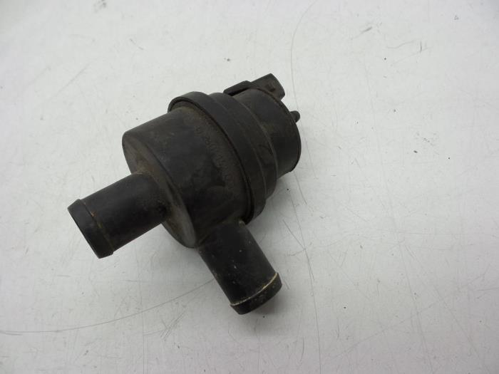 Begagnade Sensor (övriga) Saab 900 Pris € 25,00 Marginaltabell erbjuds av Auto Demontage Elferink B.V.