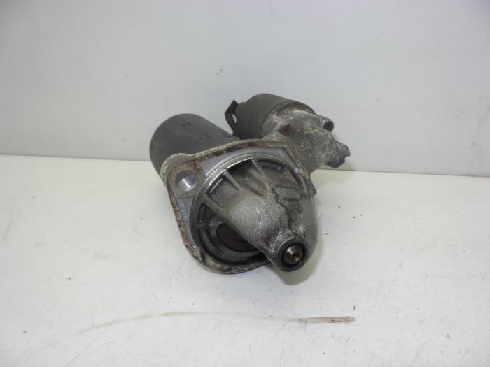 Gebrauchte Anlasser Volvo V70 (GW/LW/LZ) 2.5 TDI Preis € 50,00 Margenregelung angeboten von Auto Demontage Elferink B.V.