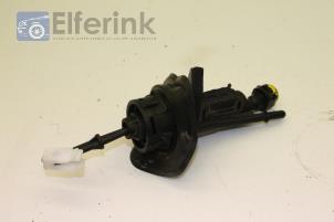Used Clutch pump Volvo V50 (MW) 1.8 16V Price € 25,00 Margin scheme offered by Auto Demontage Elferink B.V.