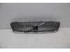 Grille from a Volvo V70 (SW), 1999 / 2008 2.3 T5 20V, Combi/o, Petrol, 2.319cc, 184kW (250pk), FWD, B5234T3, 1999-11 / 2004-12, SW53 2001