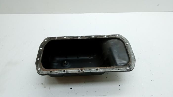 Usagé Couvercle carter Volvo S40 (MS) 1.6 D 16V Prix € 100,00 Règlement à la marge proposé par Auto Demontage Elferink B.V.