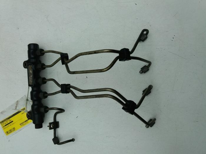 Usagé Système d'injection Volvo S40 (MS) 1.6 D 16V Prix € 75,00 Règlement à la marge proposé par Auto Demontage Elferink B.V.