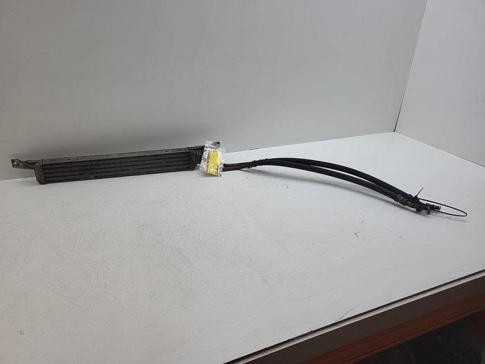 Gebrauchte Ölkühler Saab 9-5 Estate (YS3E) 2.0t 16V Preis € 75,00 Margenregelung angeboten von Auto Demontage Elferink B.V.