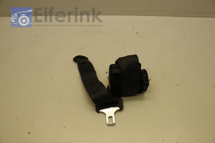 Rear seatbelt, right from a Volvo C70 (NK) 2.0 T 20V 2000