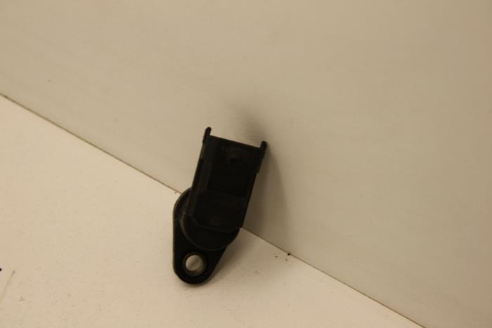 Begagnade Kamaxelsensor Volvo V70 Pris € 25,00 Marginaltabell erbjuds av Auto Demontage Elferink B.V.