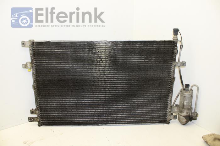 Air conditioning condenser from a Volvo XC90 I 2.9 T6 24V 2004
