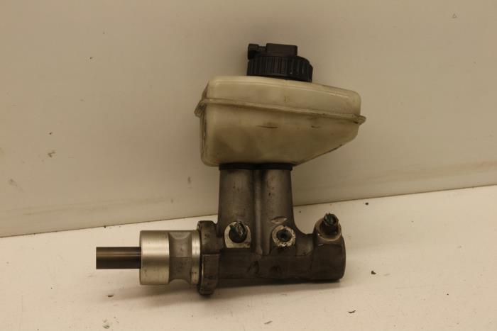 Begagnade Bromspump Saab 9-5 (YS3E) 3.0 t V6 24V Pris € 40,00 Marginaltabell erbjuds av Auto Demontage Elferink B.V.