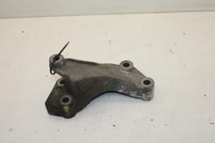 Engine mount from a Saab 9-3 II Sport Sedan (YS3F) 1.8t 16V 2003