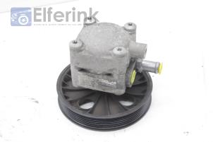 Used Power steering pump Volvo S40 (VS) 2.0 16V Turbo Price € 75,00 Margin scheme offered by Auto Demontage Elferink B.V.