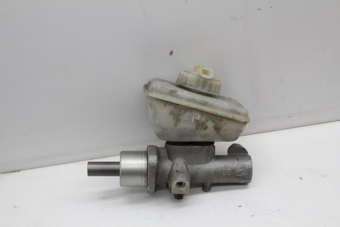 Używane Pompa hamulcowa Saab 9-3 I (YS3D) 2.0t 16V Ecopower Cena € 25,00 Procedura marży oferowane przez Auto Demontage Elferink B.V.