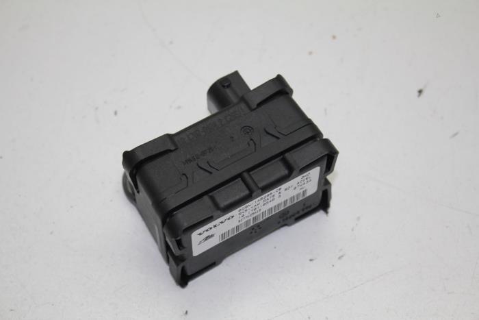 Begagnade ABS-sensor Volvo V70 (BW) 2.4 D 20V Pris € 50,00 Marginaltabell erbjuds av Auto Demontage Elferink B.V.
