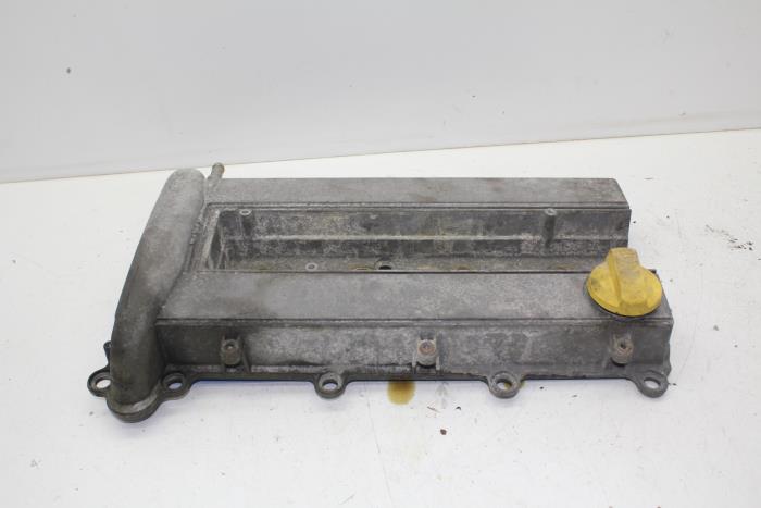 Gebrauchte Ventildeckel Saab 9-3 II (YS3F) 2.0t 16V Preis € 25,00 Margenregelung angeboten von Auto Demontage Elferink B.V.