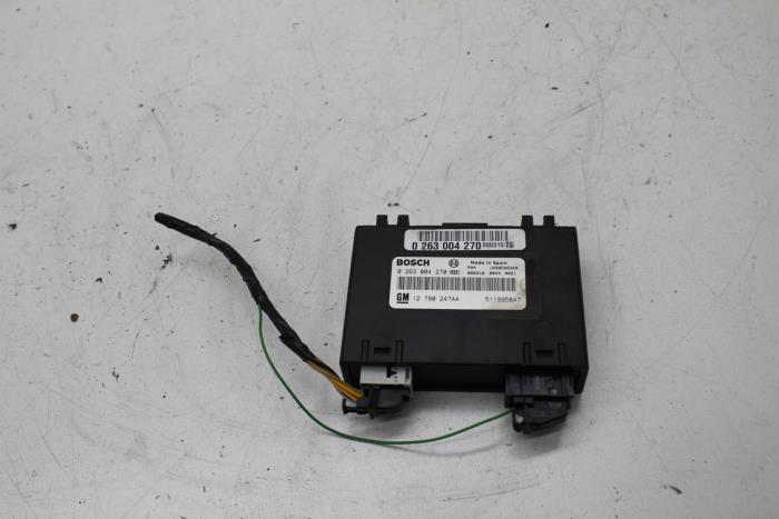 Begagnade PDC-modul Saab 9-3 II Sport Sedan (YS3F) 1.9 TTiD 16V Pris € 60,00 Marginaltabell erbjuds av Auto Demontage Elferink B.V.