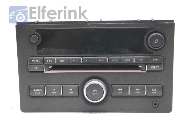 Radio CD player from a Saab 9-3 II Sport Sedan (YS3F) 1.8t 16V BioPower 2007
