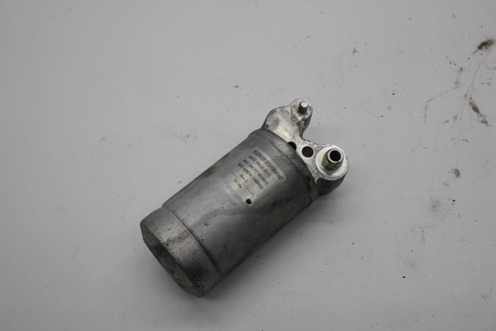 Usagé Déshydrateur clim Volvo V60 I (FW/GW) 2.4 D5 20V Prix € 40,00 Règlement à la marge proposé par Auto Demontage Elferink B.V.