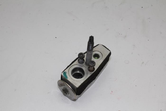 Usagé Partie clim (div) Saab 9-5 (YS3G) 2.0 TiD 16V Prix € 25,00 Règlement à la marge proposé par Auto Demontage Elferink B.V.