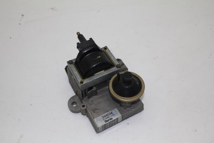 Gebrauchte Zündmodul Volvo 3-Serie Preis € 50,00 Margenregelung angeboten von Auto Demontage Elferink B.V.