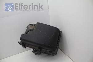 Usagé Boîtier filtre à air Volvo XC70 (SZ) XC70 2.4 T 20V Prix € 50,00 Règlement à la marge proposé par Auto Demontage Elferink B.V.