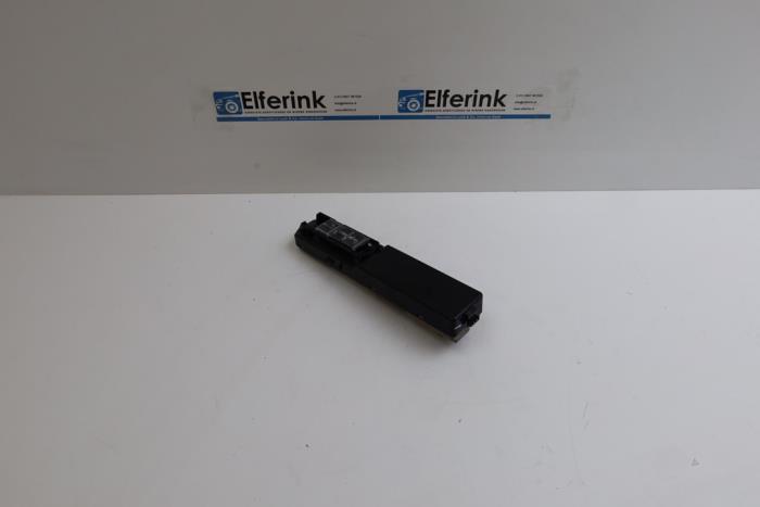 Usados Interruptor de ventanilla eléctrica Saab 9-3 II (YS3F) 1.8t 16V Precio € 40,00 Norma de margen ofrecido por Auto Demontage Elferink B.V.